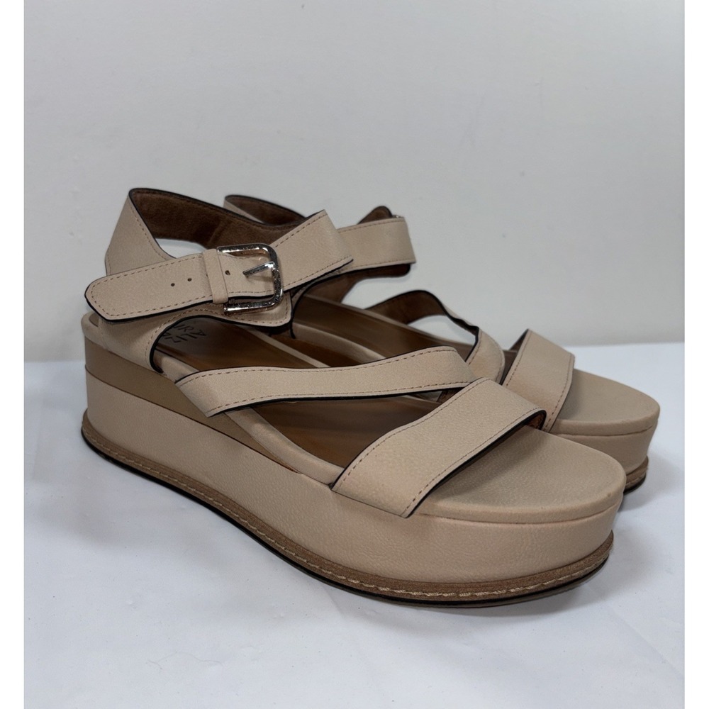 Naturalizer Fitz Strappy Platform Wedge Sandals 8.5M Beige Faux Leather Summer